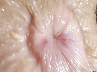 18 y.o. girl says: Why you put camera in my butthole? You want to see there bird?