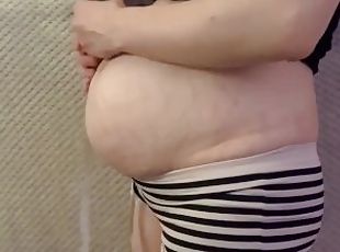 4-12 weeks pregnant belly progression