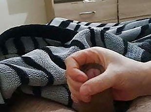 Step mom helps step son cum in 20 seconds