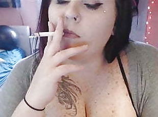 Smoking &amp; boobs
