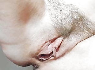 clitoris, paroasa, masturbare-masturbation, orgasm, pasarica, anal, jucarie, cu-degetelul, uda