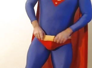 superbulge in superman kit