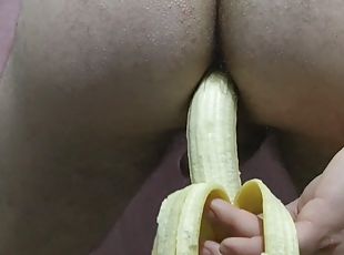 My beautiful ass suck a banana. I put banana in my ass. 