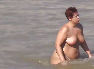 Bbw on beach